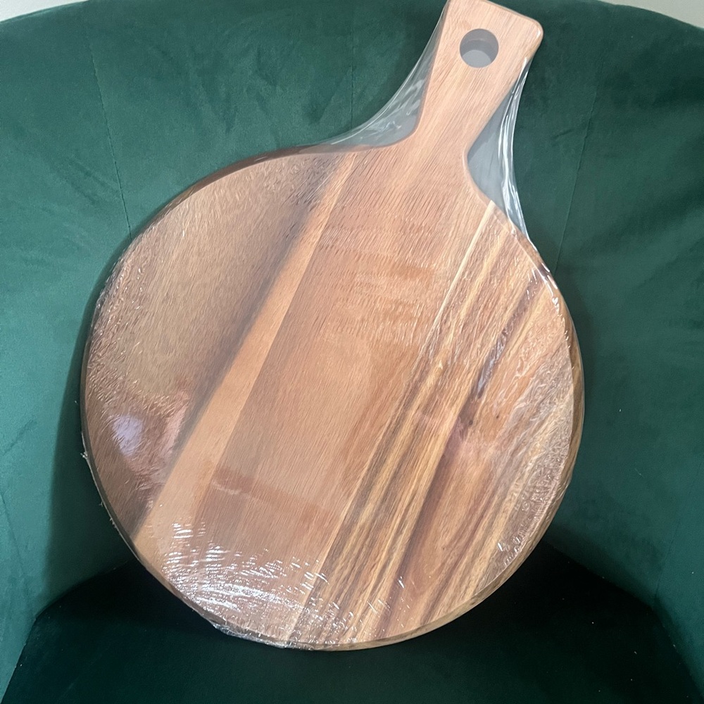 NEW Round Wooden Acacia Serving Board